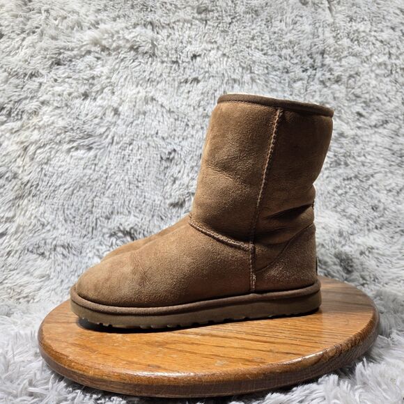 Ugg Australia Classic Short Women Size 7 Tan Sheepskin Winter Pull On Boots 5825 - Picture 2 of 12